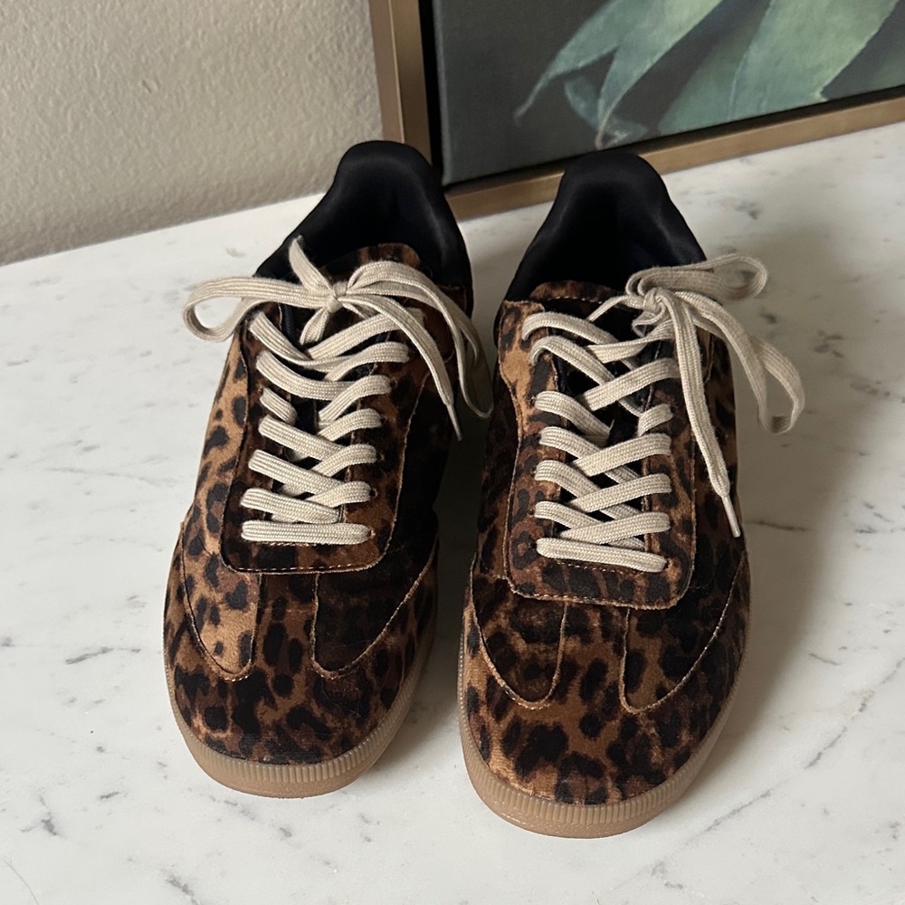 H&M leopard print sneakers size 7